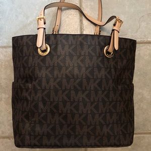 Micheal Kors Jet Set Signature Logo Tote Shoulder